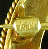 Close-up of early safety clasp on cameo brooch of Athena. (BR9696)